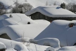 chalets de Bonneval / Arc l'hiver gîte Bonneval sur Arc Savoie Vanoise France - appartements et studios à louer toute l'année